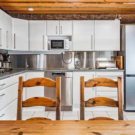 Samruam A Kelohuvila By Interhome